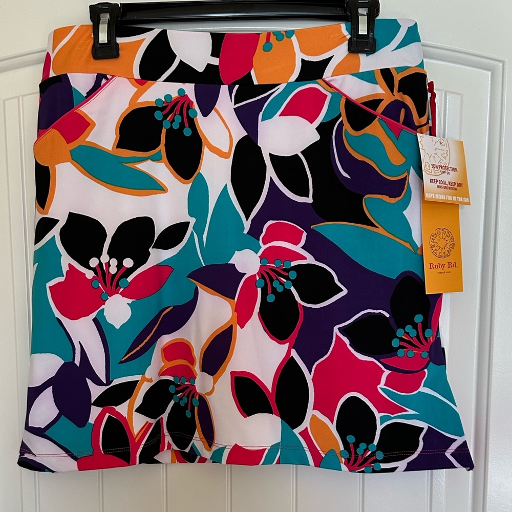 Ruby Rd. Floral Multicolor Golf Skort Size Small NWT